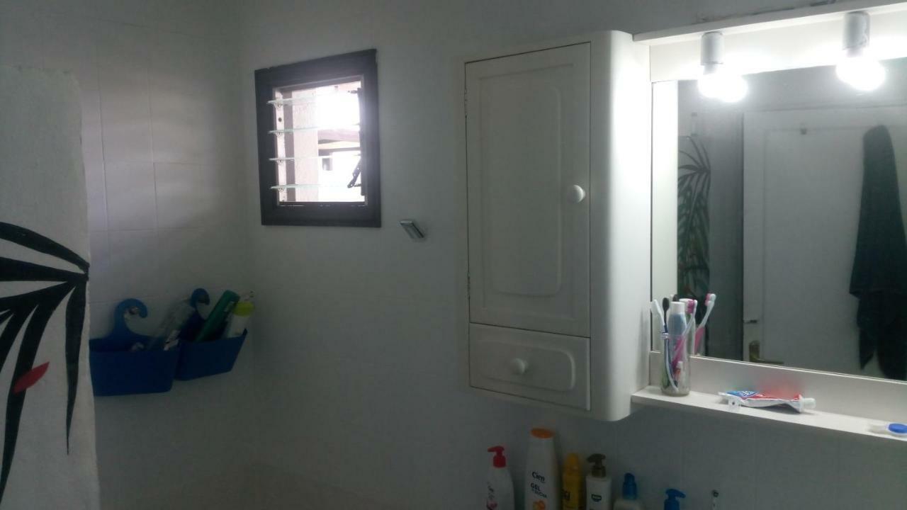 Joyhouse Guest House Тегисе Екстериор снимка